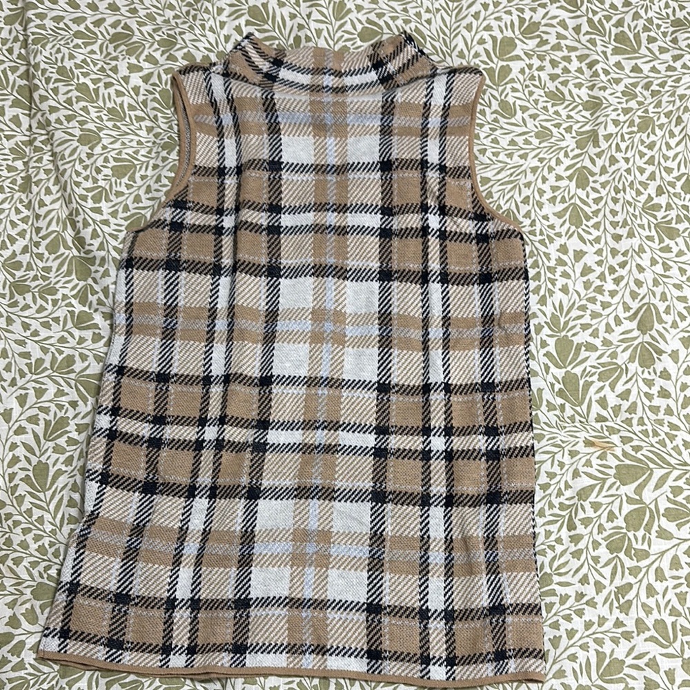 Ann Taylor Tan and Black Plaid Turtleneck